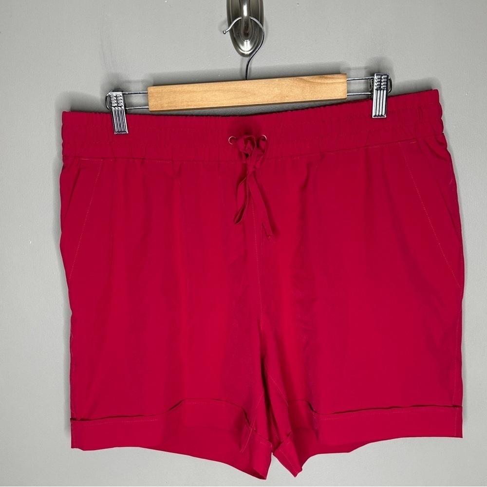 Mondetta pull on shorts